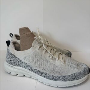 Skechers Knit Comfort Sneakers - Cream and Gray Size 11